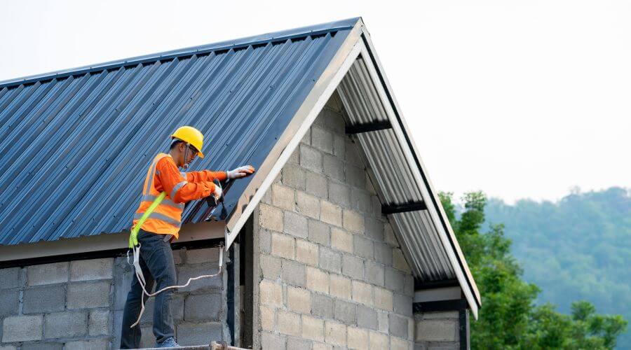 Expert top industrial roofings services in Manderson, WY